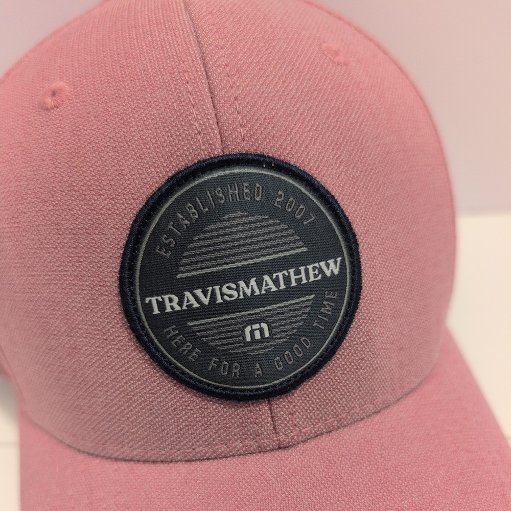 TravisMathew Mens Flexfit Baseball Cap Pink Golf Hat Logo Patch L-XL - Picture 2 of 4
